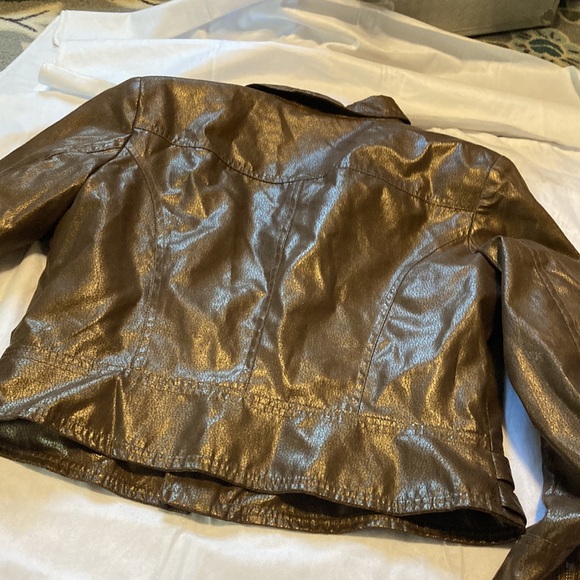 Bisou Bisou sheen look Moto jacket size L but runs small - Picture 7 of 12